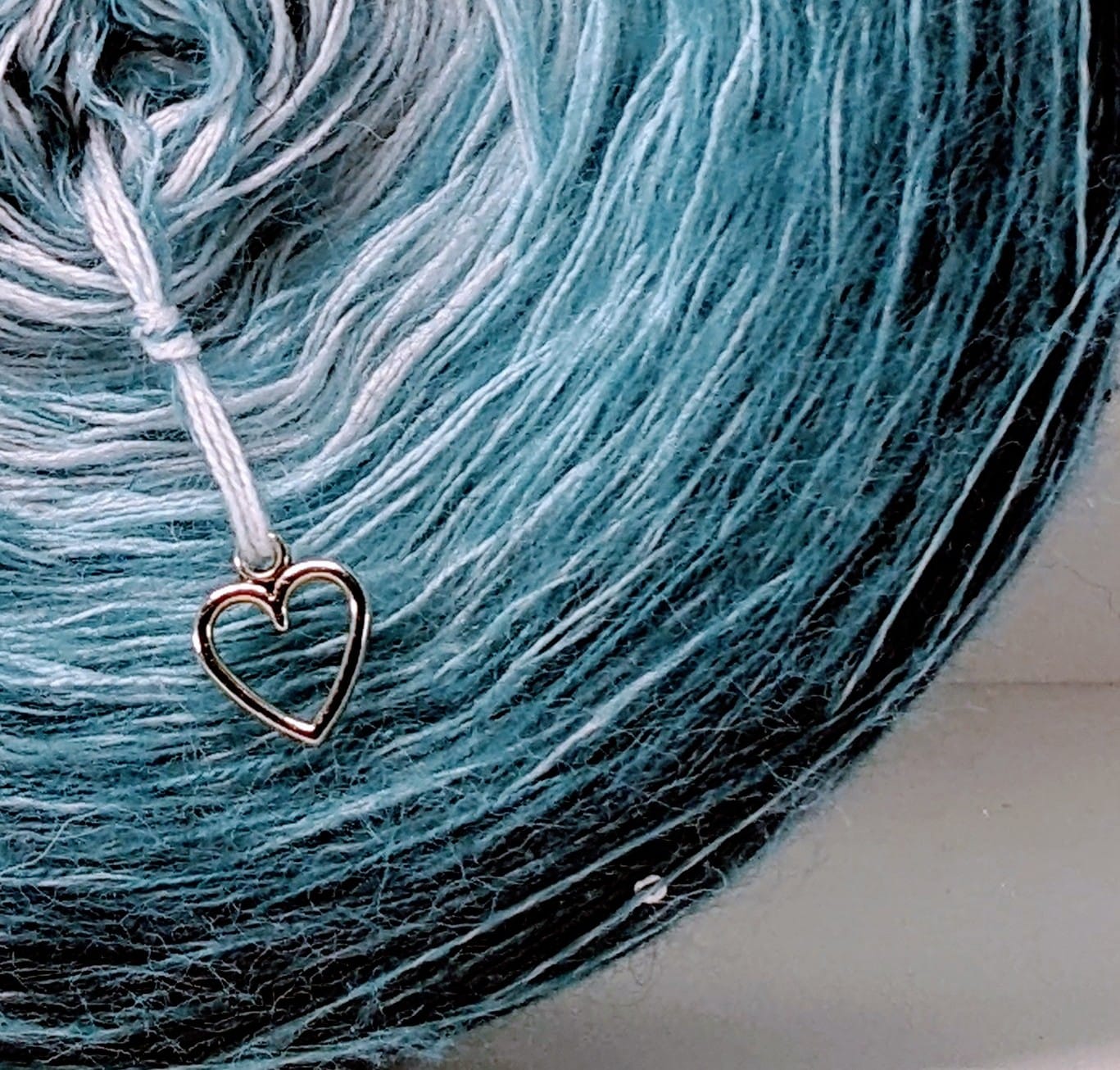 Limited Edition - ShinySoft - 4ply - 1000m- Colour Change Yarn - Gradient Yarn Cake