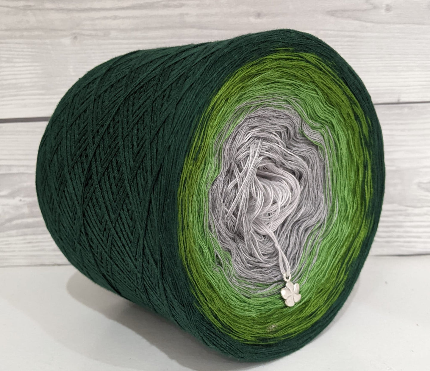 C/A100 - Gradient Cake Yarn, Ombre Yarn Cake
