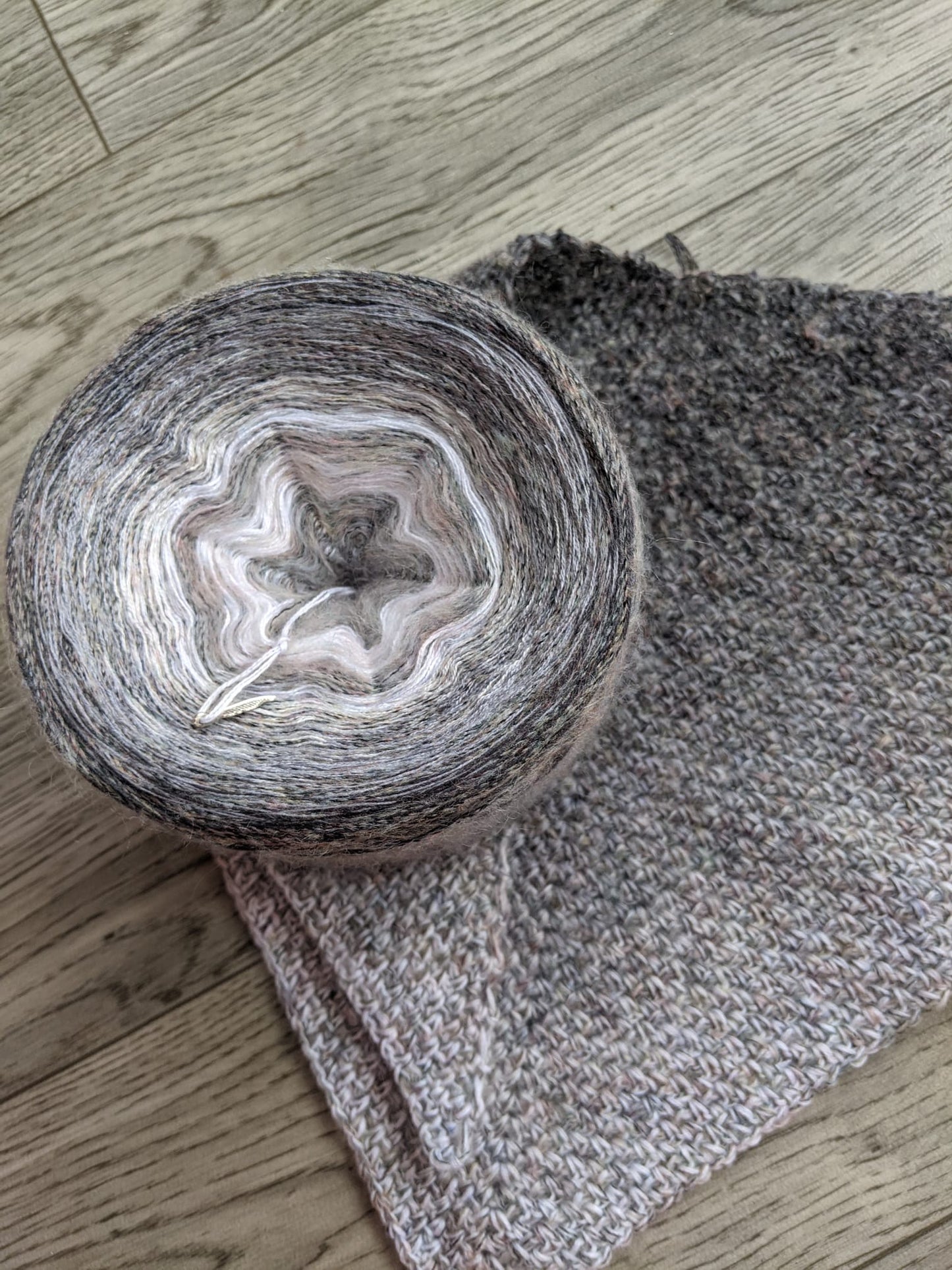 HUGME- Grey - Cotton/Acrylic with Mohair