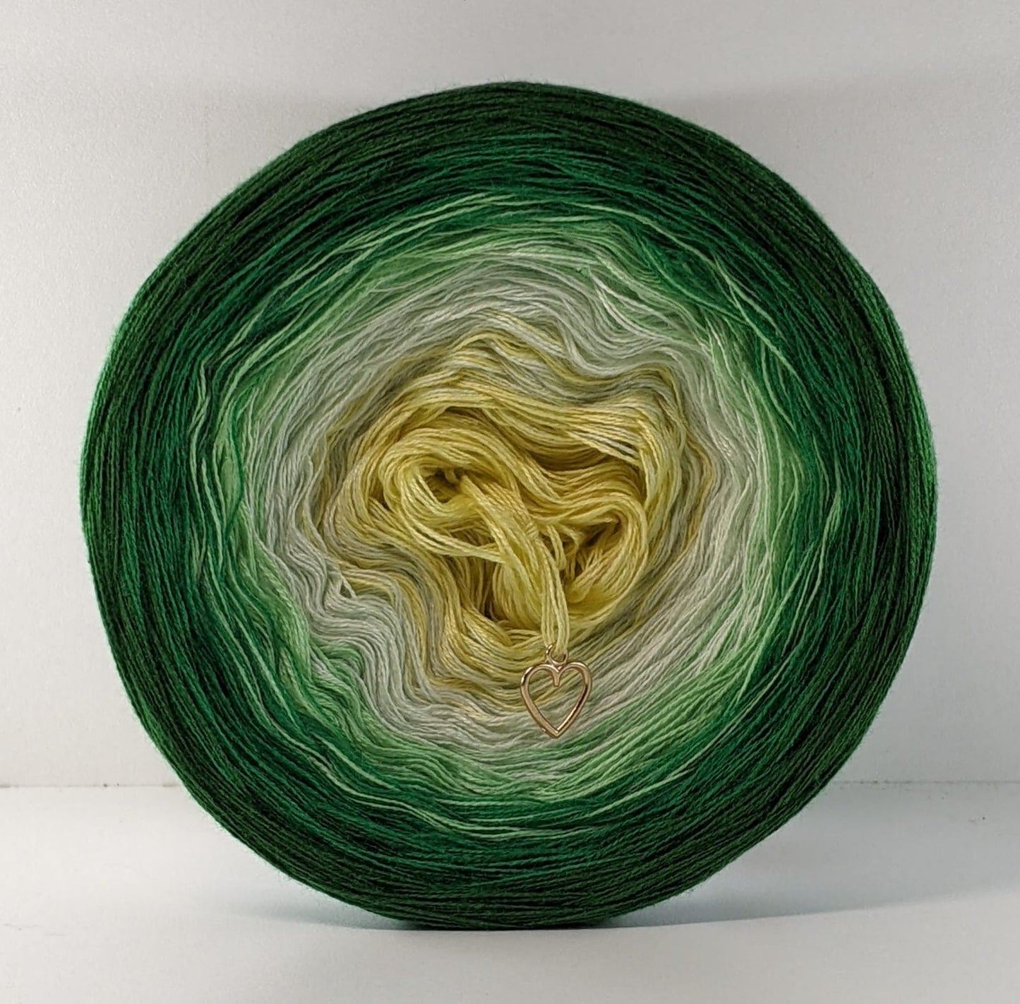 Dandelions - C/A113 - Gradient Cake Yarn, Ombre Yarn Cake