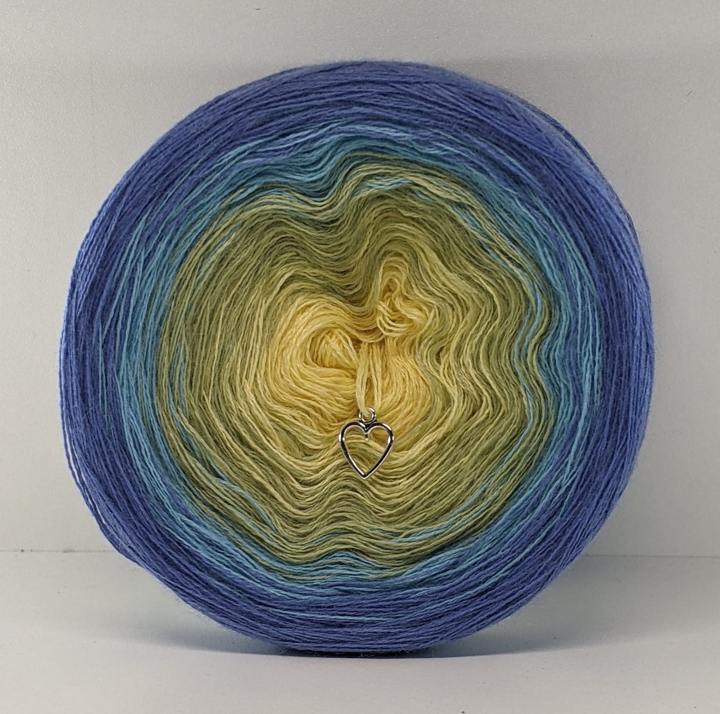 M/A010 - Merino/Acrylic - Gradient Cake Yarn, Ombre Yarn Cake