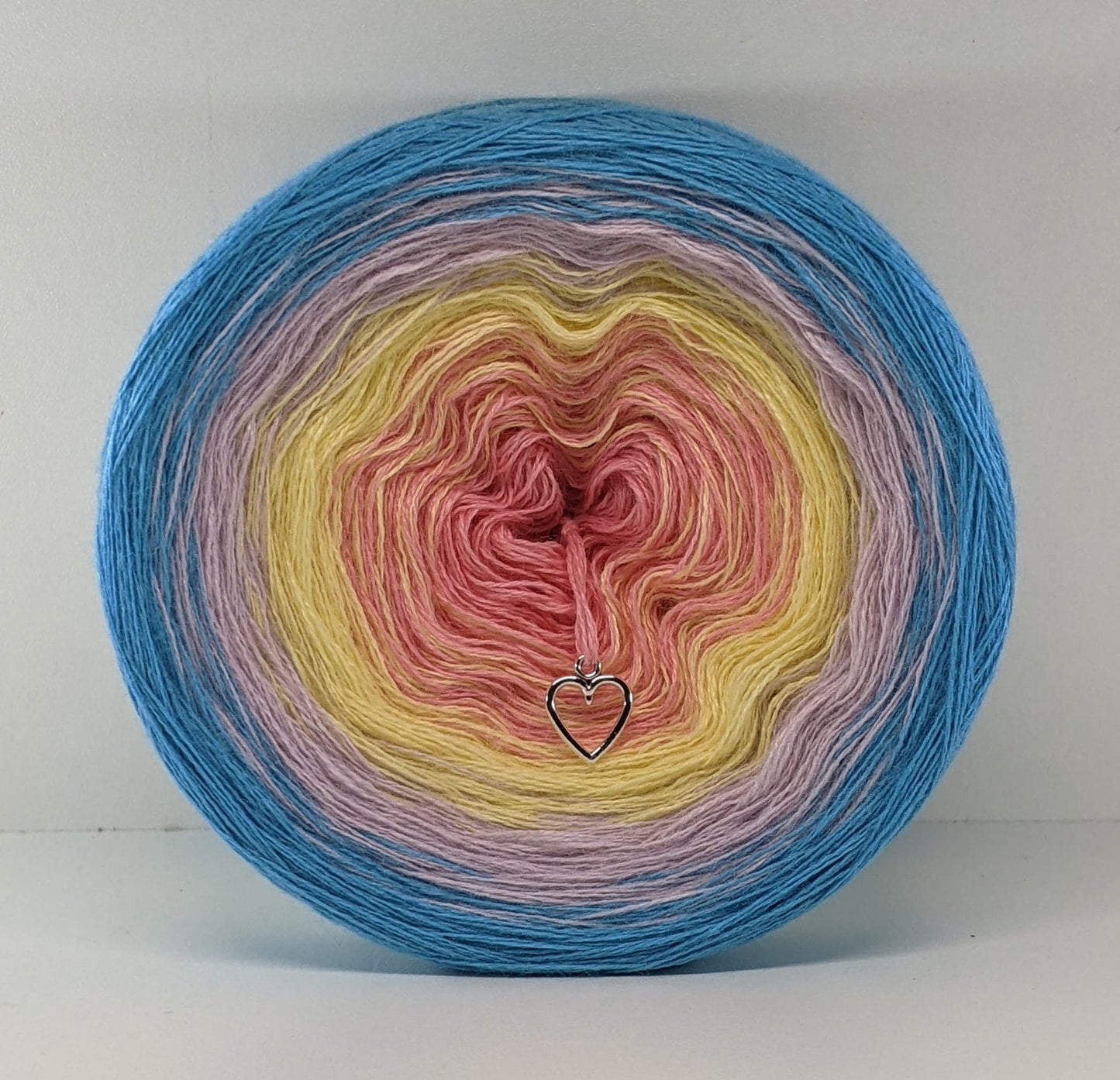 M/A009 - Merino/Acrylic - Gradient Cake Yarn, Ombre Yarn Cake