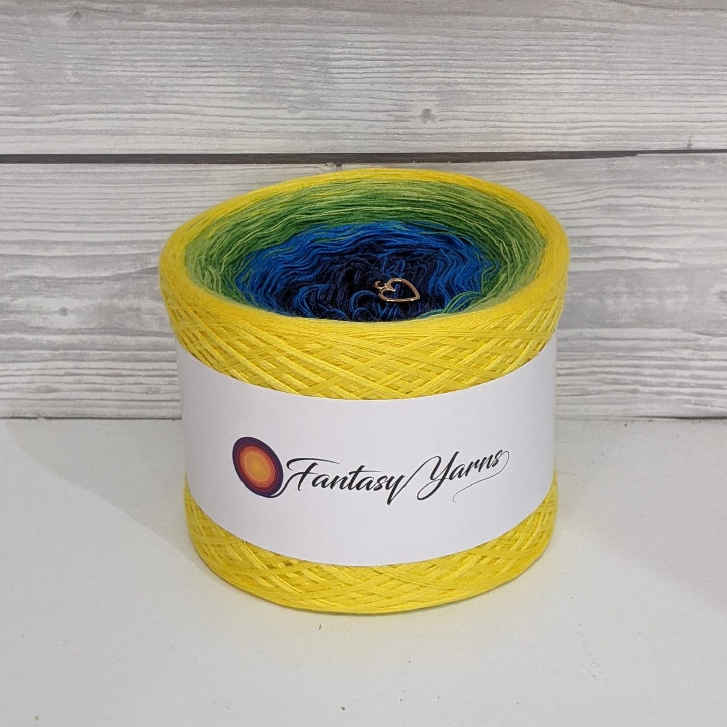 Dragonfly - C/A106 - Gradient Cake Yarn, Ombre Yarn Cake