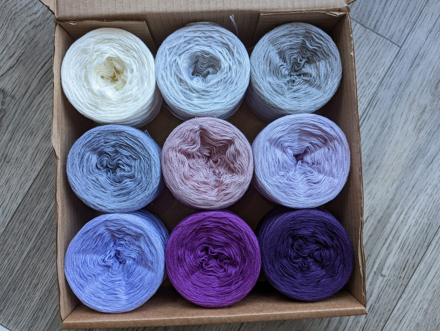 Ice Yarn Box - Cotton/Acrylic - 9x 500m Yarn Cakes (100g) - Colourful Yarn Box Perfect for Granny Square and Other Projects