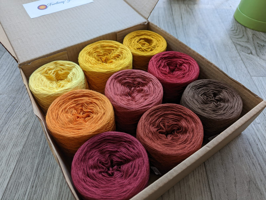 Yarn Collection Box Magma Yarn Box - Cotton/Acrylic - 9x 500m Yarn Cakes (100g) - Colourfu ...