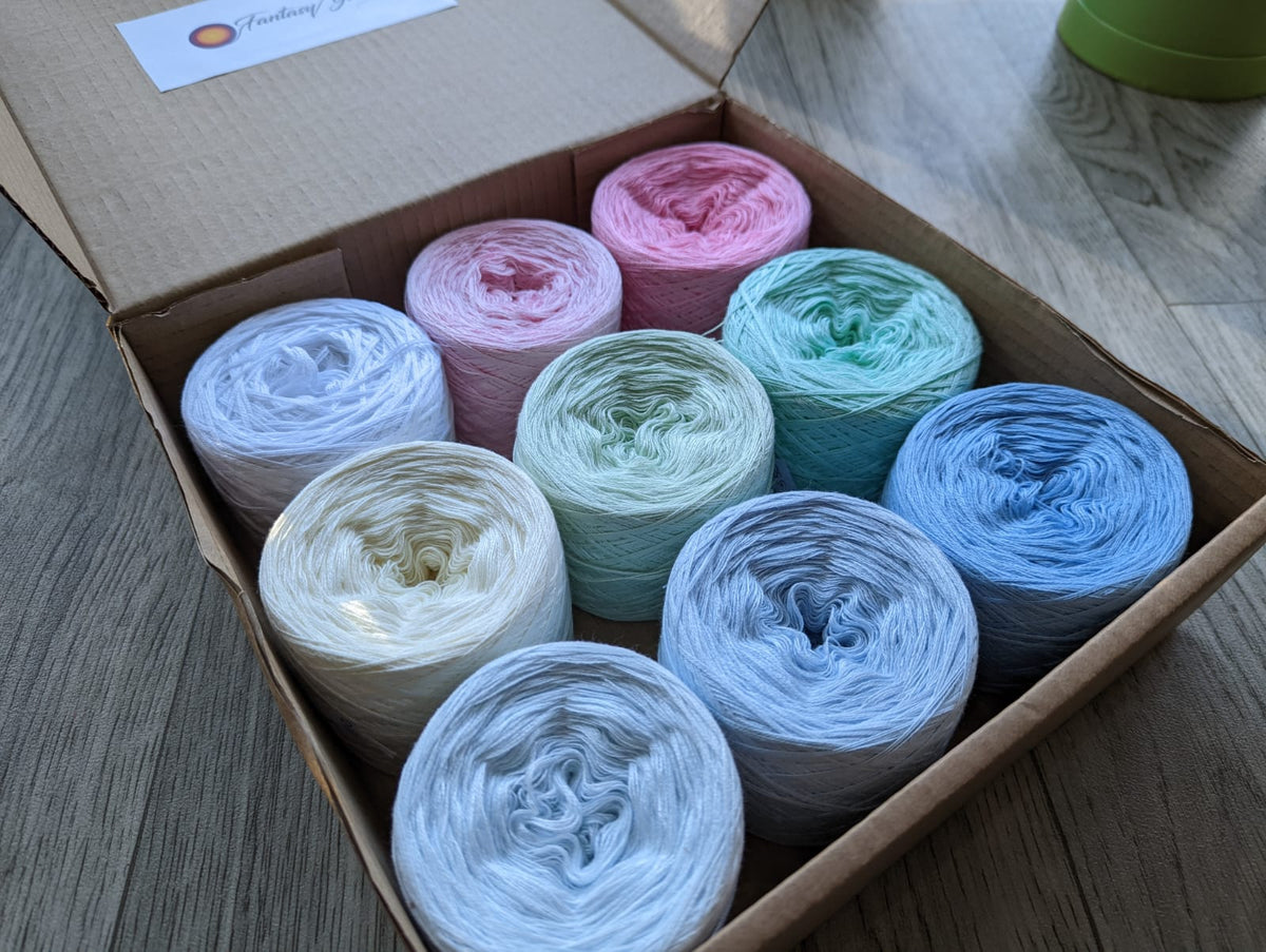 Yarn Collection Box Pastel Yarn Box - Cotton/Acrylic - 9x 500m Yarn Cakes (100g) - Colourf ...