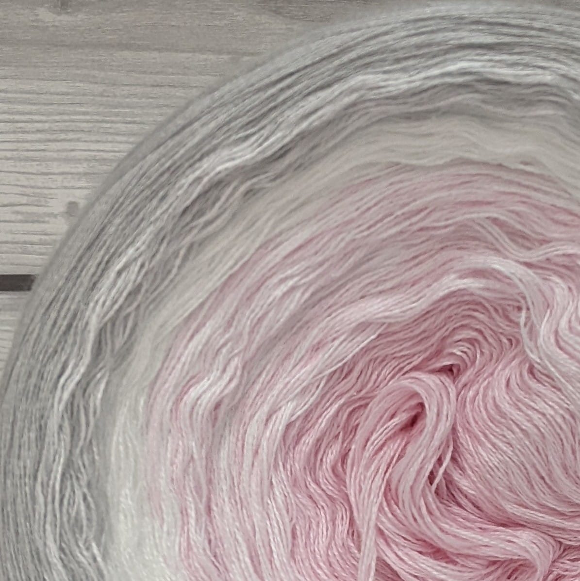 Delicate - C/A099 - Gradient Cake Yarn, Ombre Yarn Cake